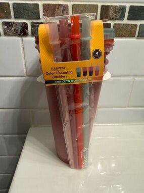 Harvest Color Changing Tumblers with Lids & Straws - Red/Orange/Gray